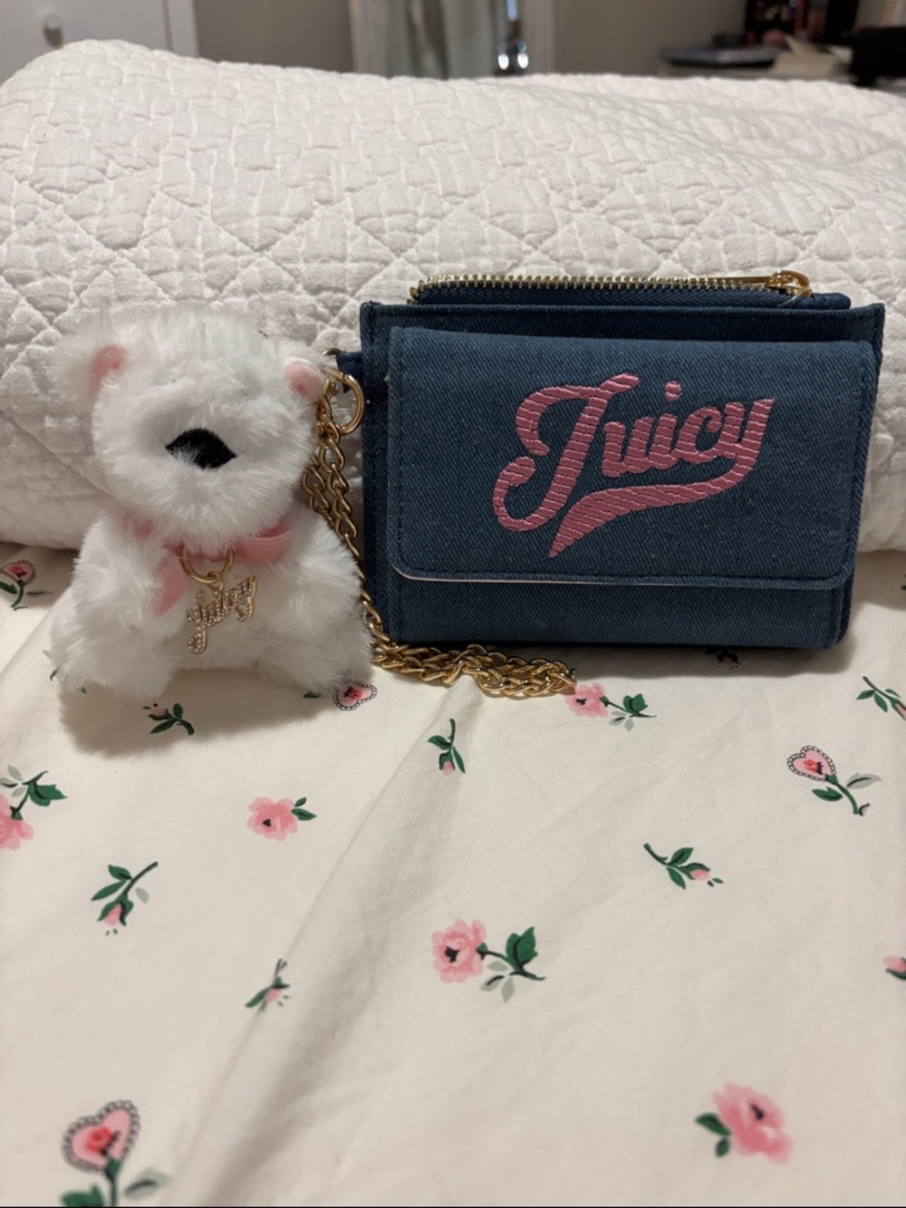 Juicy Couture Pink Bi-Fold Card Wallet with Gold Foil Logo